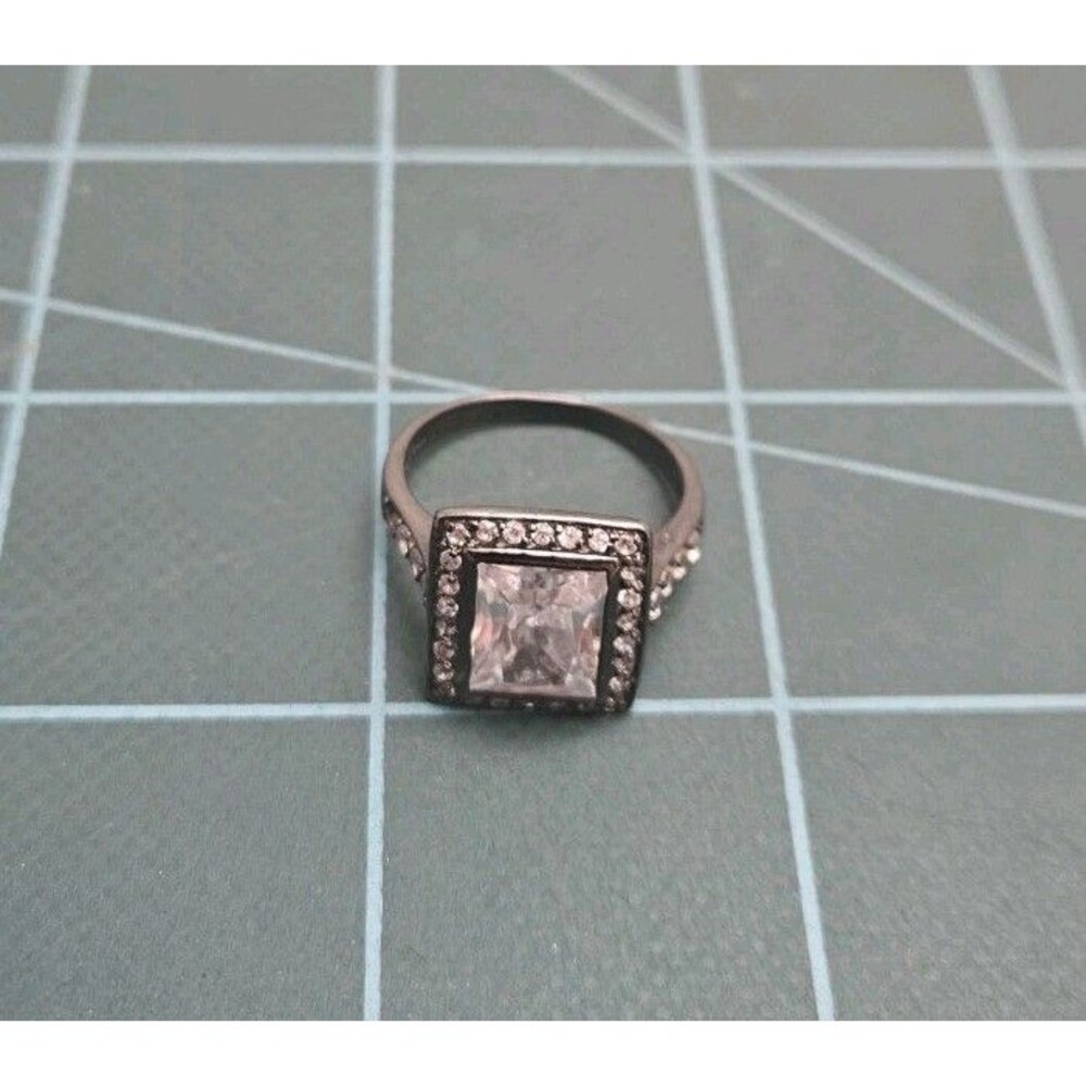 Vintage 90s Sterling Silver Sparkling Halo Ring